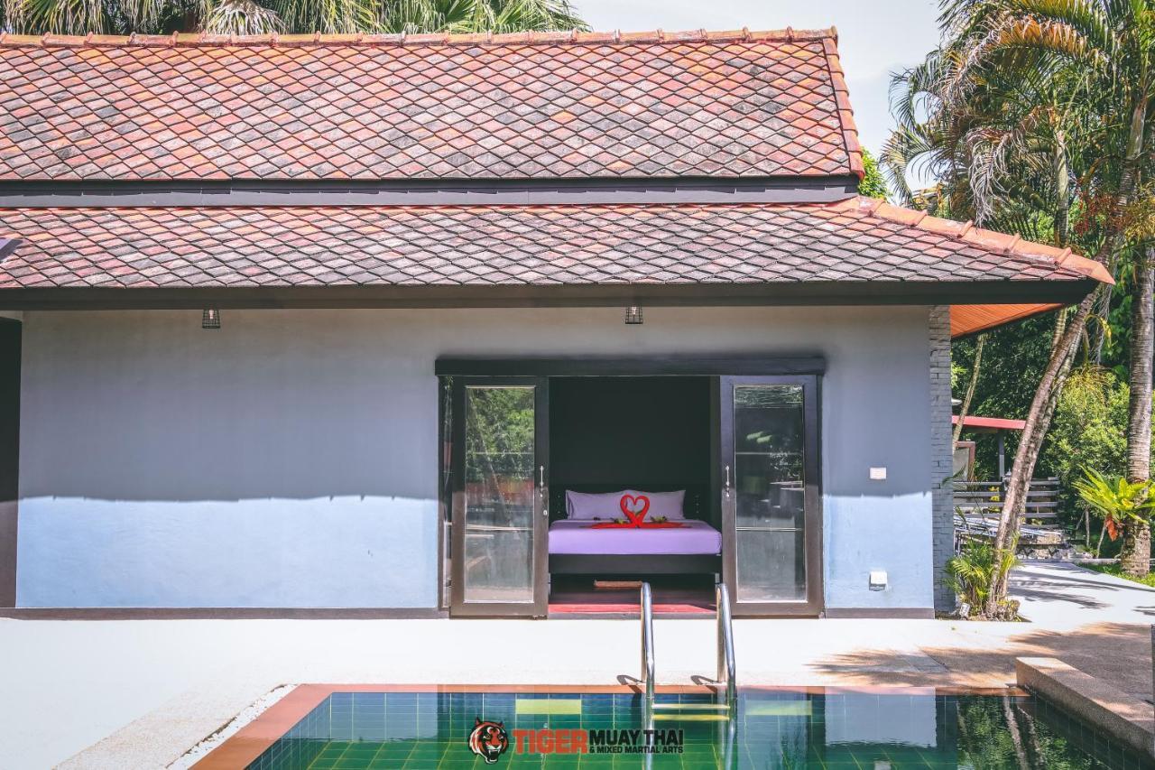 Tiger Hillside 호텔 Phuket 외부 사진